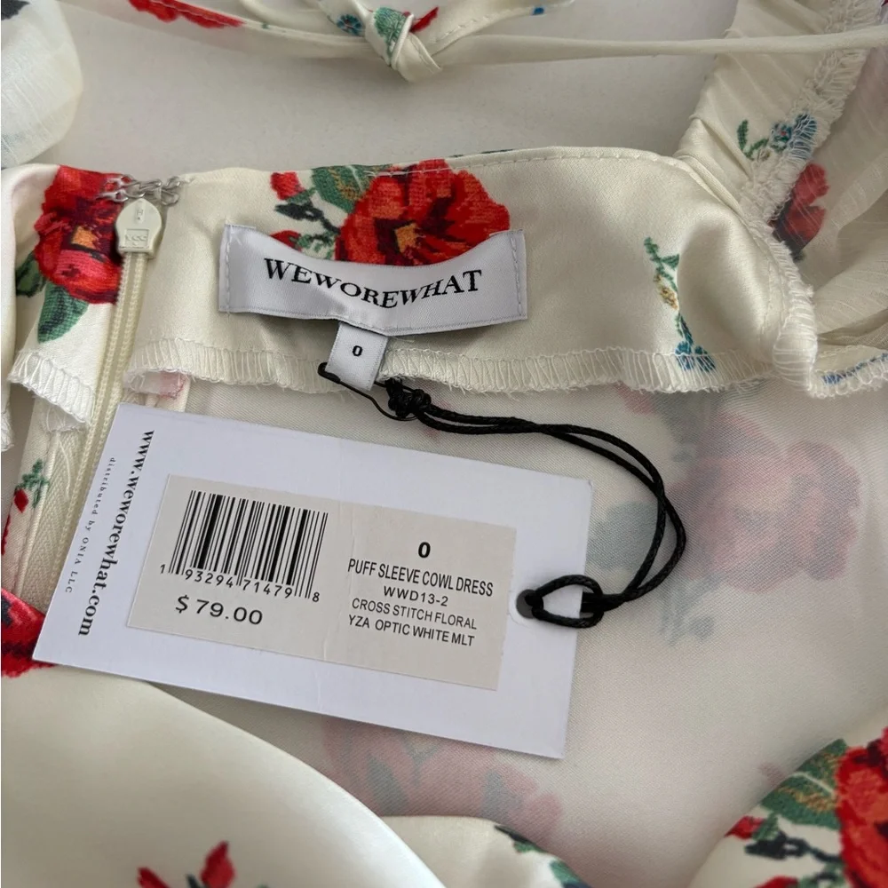 NWT WeWoreWhat Puff Sleeve Floral Dress